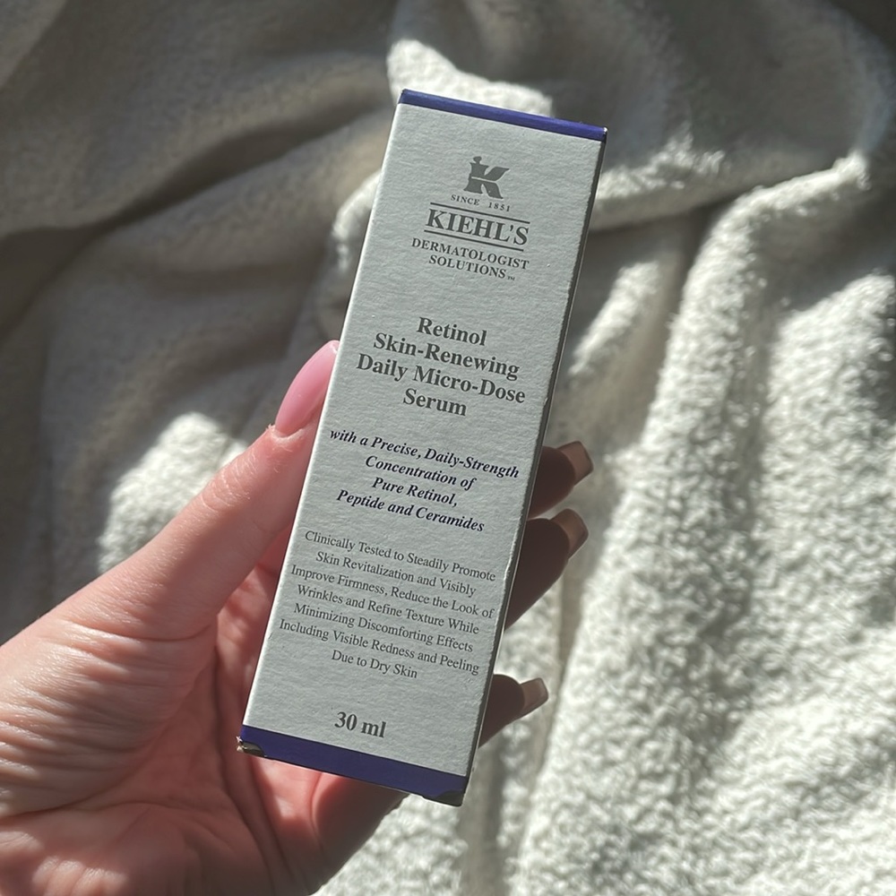 KIEHL'S RETINOL SKIN-RENEWING Daily Micro-Dose Serum with Ceramides and Peptide